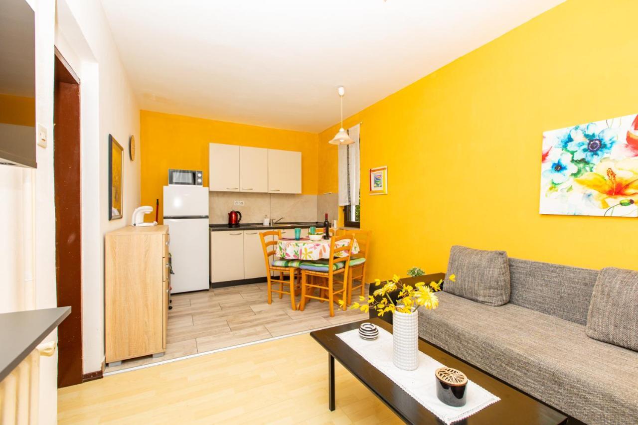 Apartman Kovac Малинска Экстерьер фото