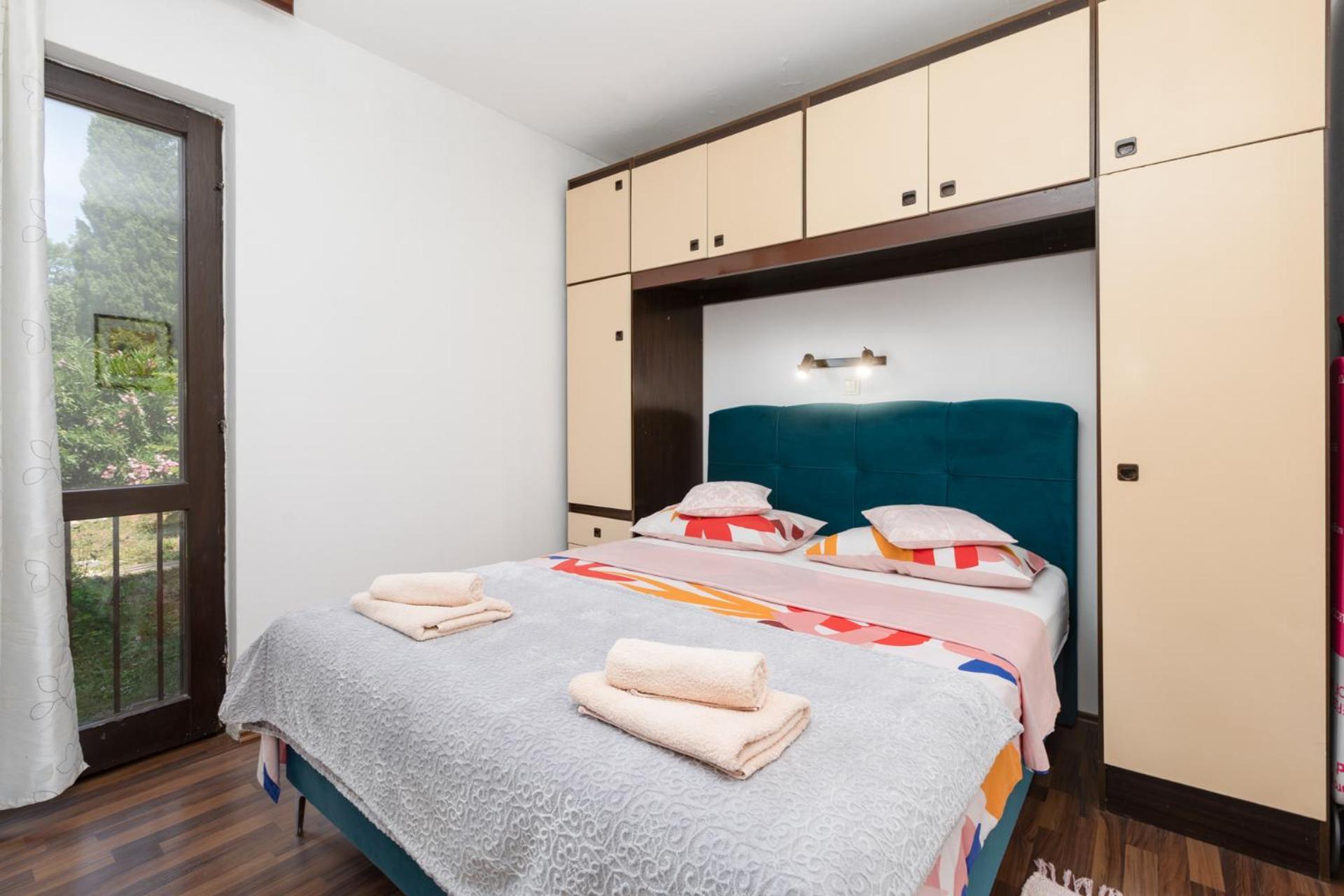 Apartman Kovac Малинска Экстерьер фото