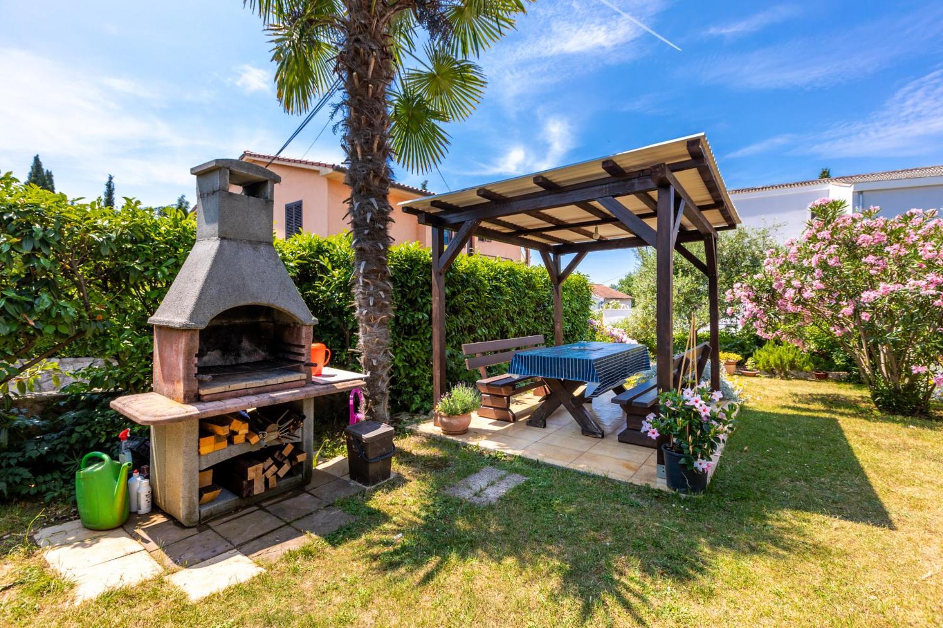 Apartman Kovac Малинска Экстерьер фото